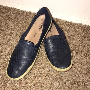 Clarks navy Slip on